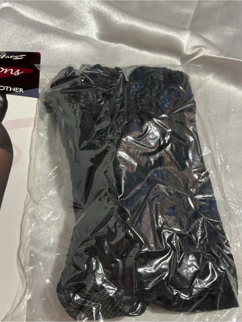 Women’s Black Waist Smoother Hosiery